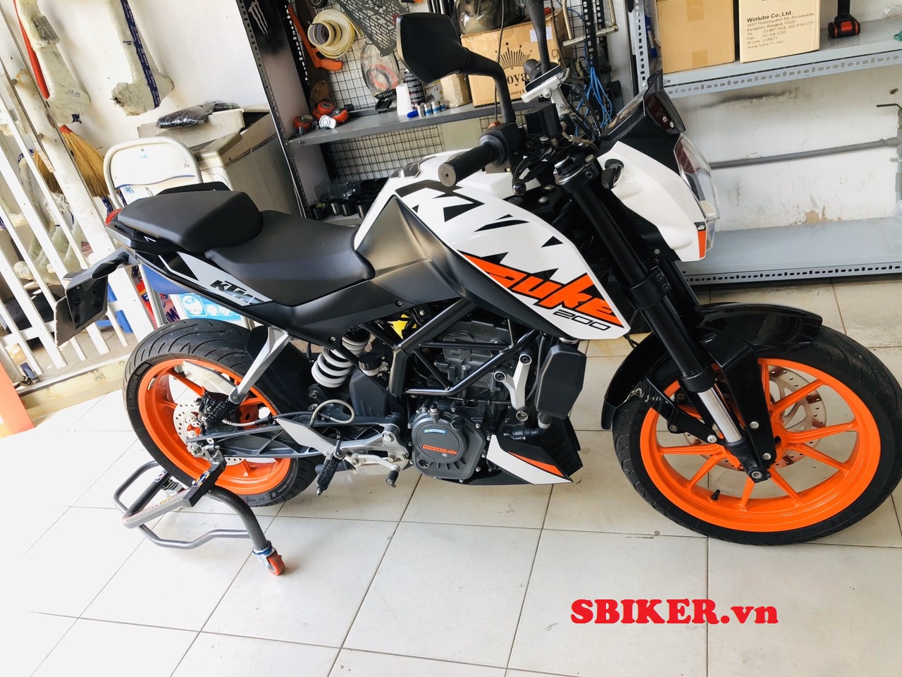 KTM 890 Duke R  nakedbike nhập Philippines giá 519 triệu đồng  VnExpress